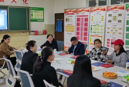 “家校同心聚合力，共赴成長繪藍圖”——中學部召開2023-2024學年下期新學期家校共育工作會