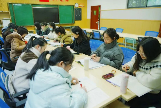 教學共研 課堂共建——中國部中小學數學組骨干教師赴師一學校開展集備活動