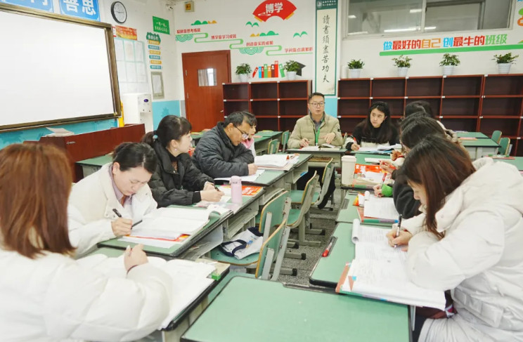 攜手共進，共研共思——我校與錦江師一學校開啟聯合教研新篇章
